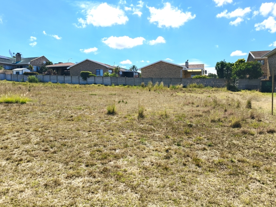 0 Bedroom Property for Sale in Wavecrest Eastern Cape